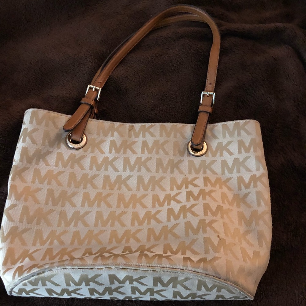MK shoulder bags